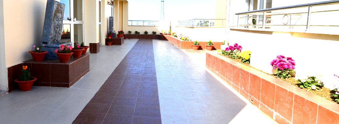 Tulip Residency Hotell Dibrugarh Exteriör bild